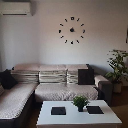 Апартаменти Precioso Piso Barcelona Santa Coloma De Cervello Екстер'єр фото